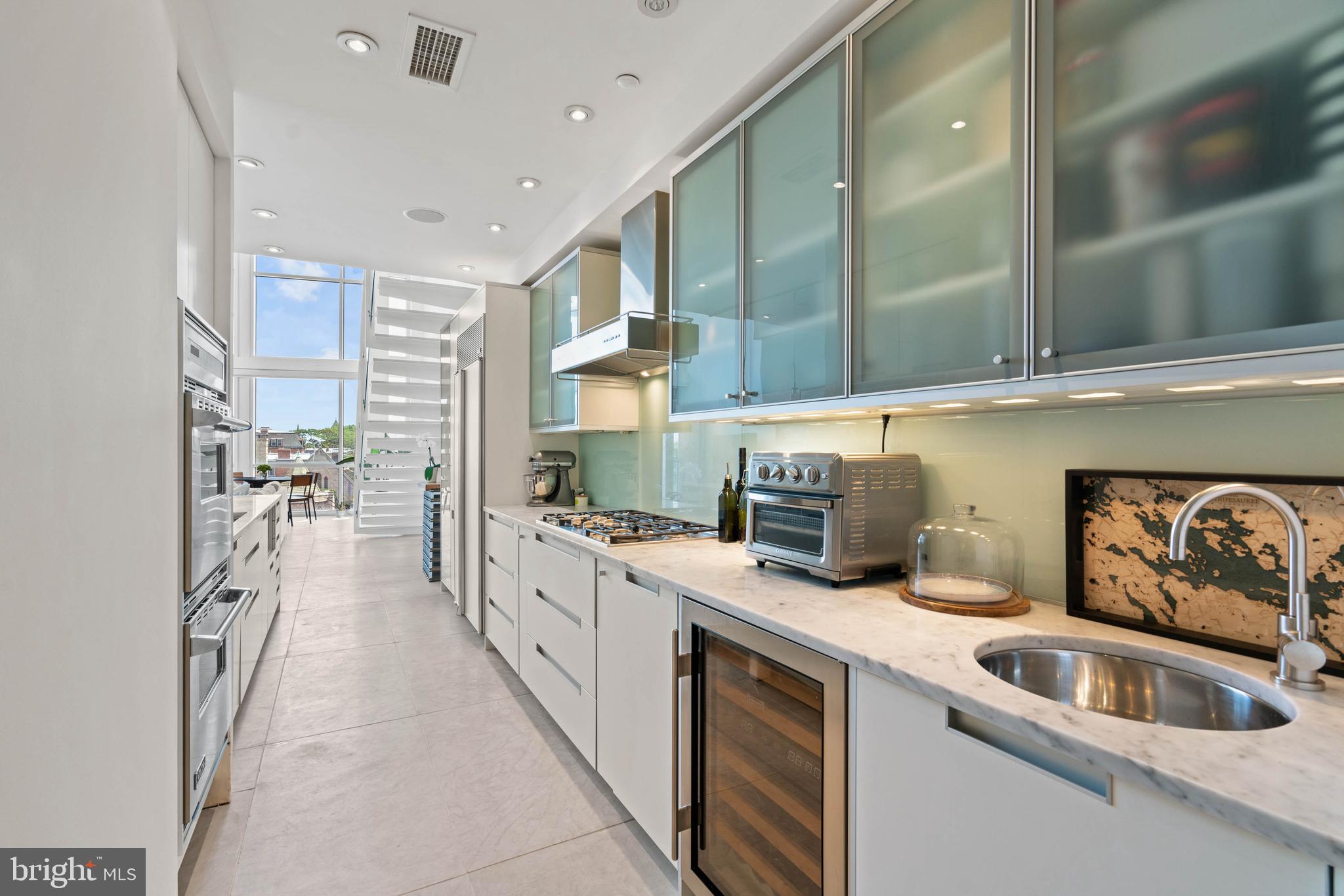 1612 16TH STREET NW 4