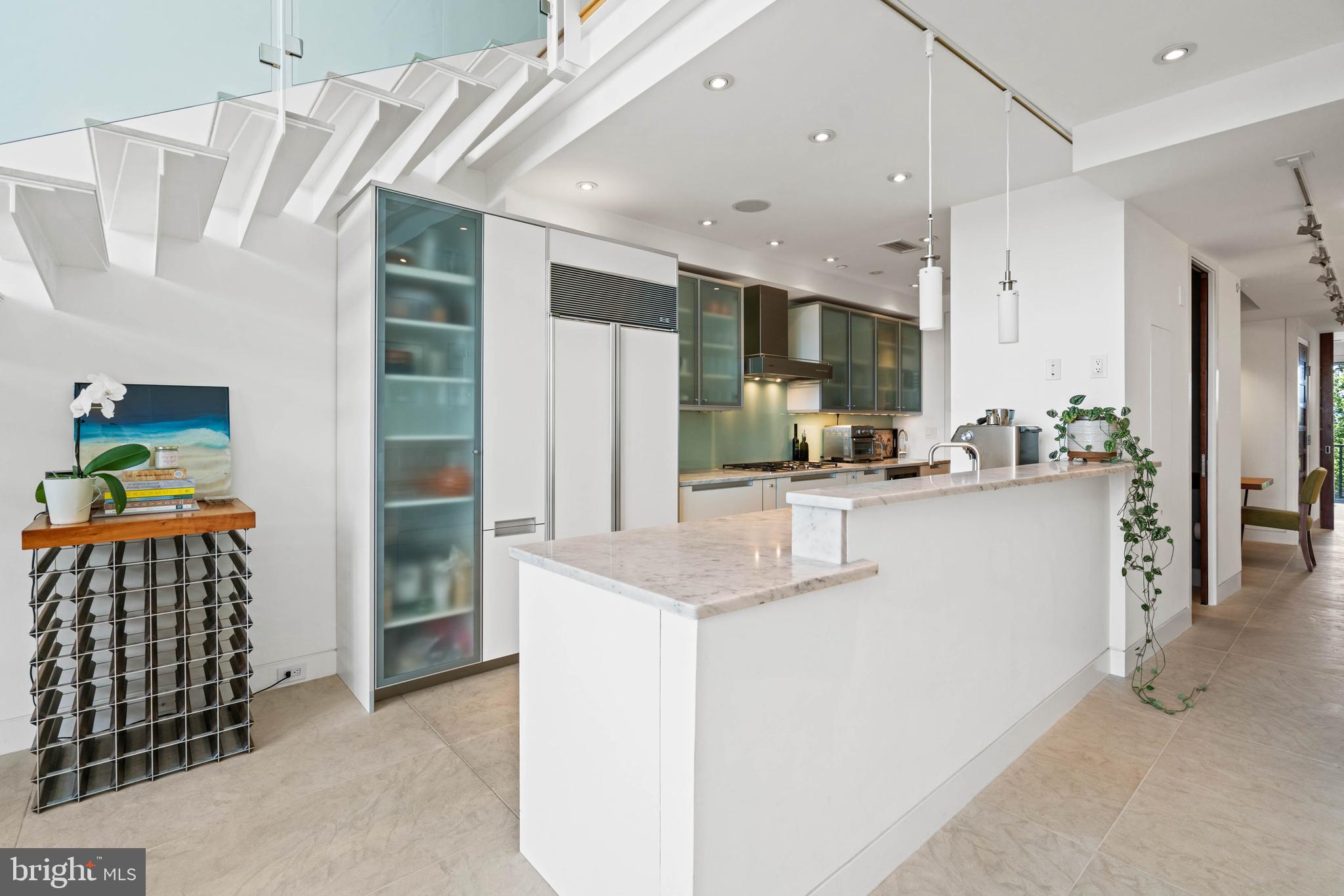 1612 16TH STREET NW 4