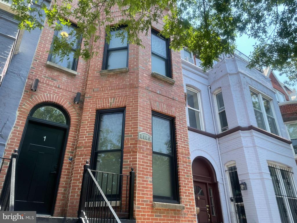 1119 6TH STREET NW