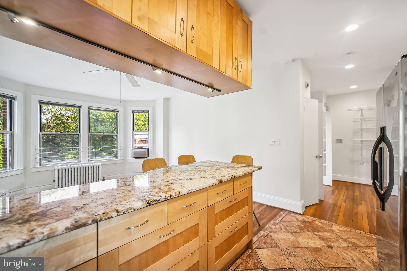 1820 CLYDESDALE PLACE NW 403