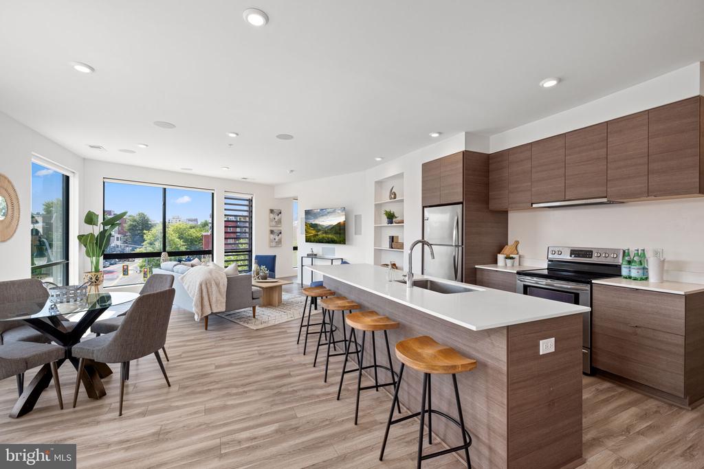 1550 11TH STREET NW 306