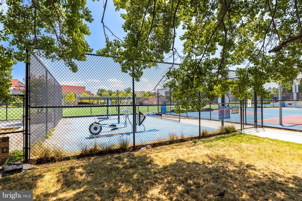 1550 11TH STREET NW 306