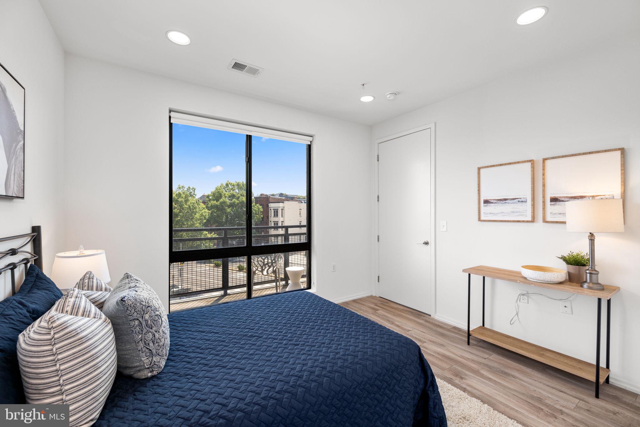 1550 11TH STREET NW 306