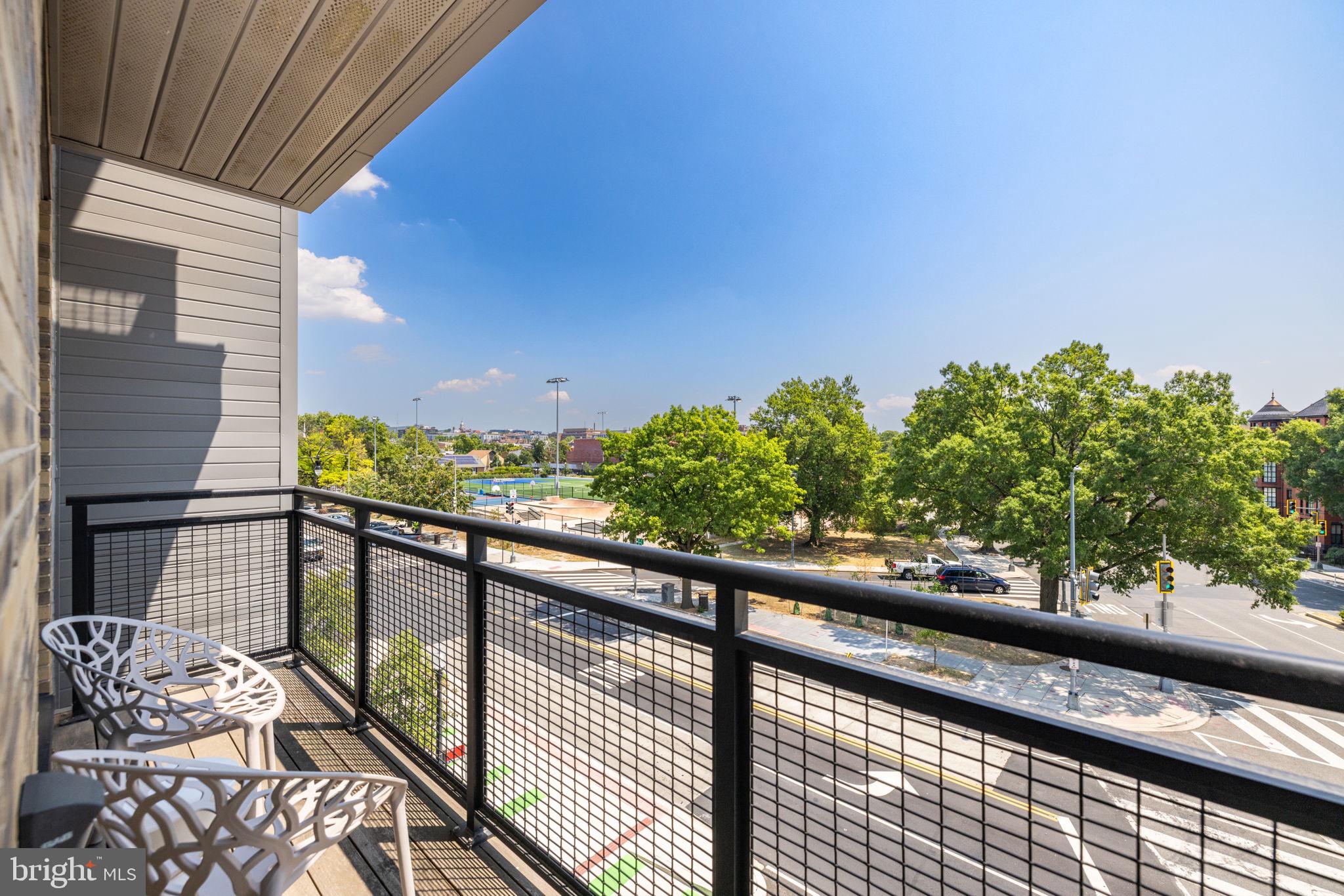 1550 11TH STREET NW 306