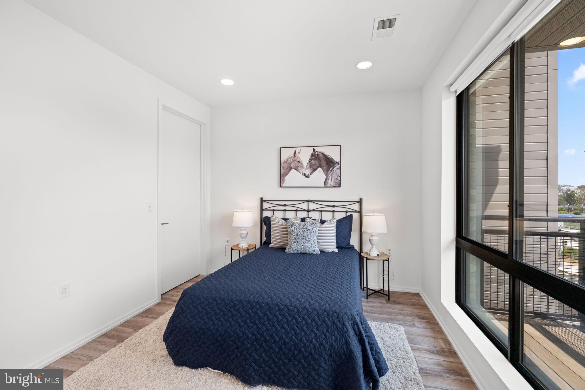 1550 11TH STREET NW 306