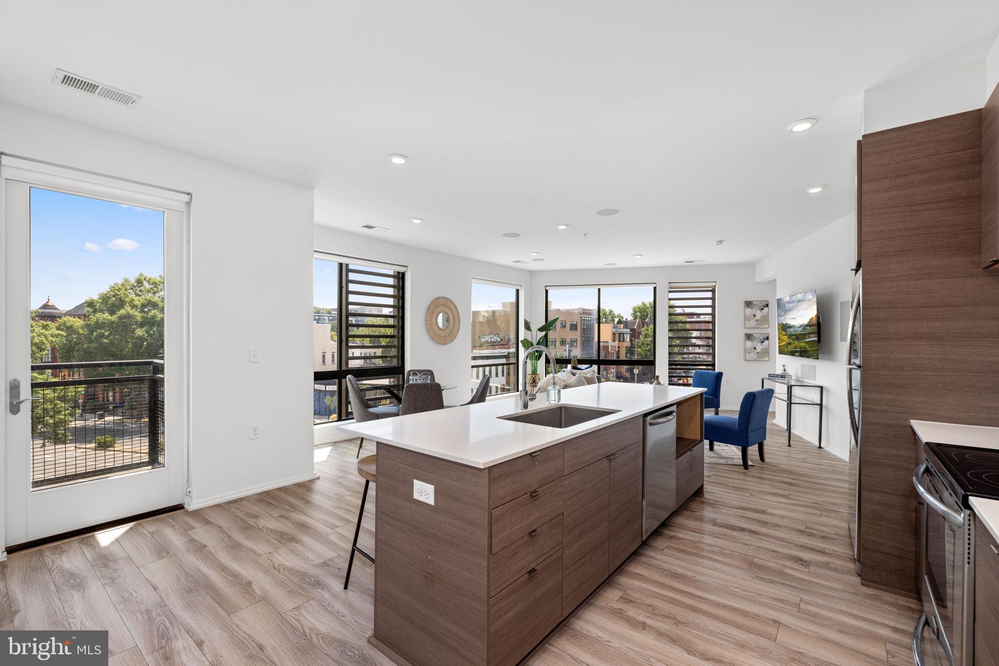 1550 11TH STREET NW 306