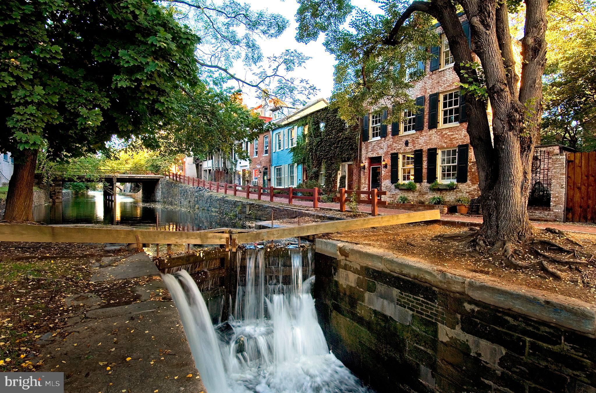 1202 30TH STREET NW D