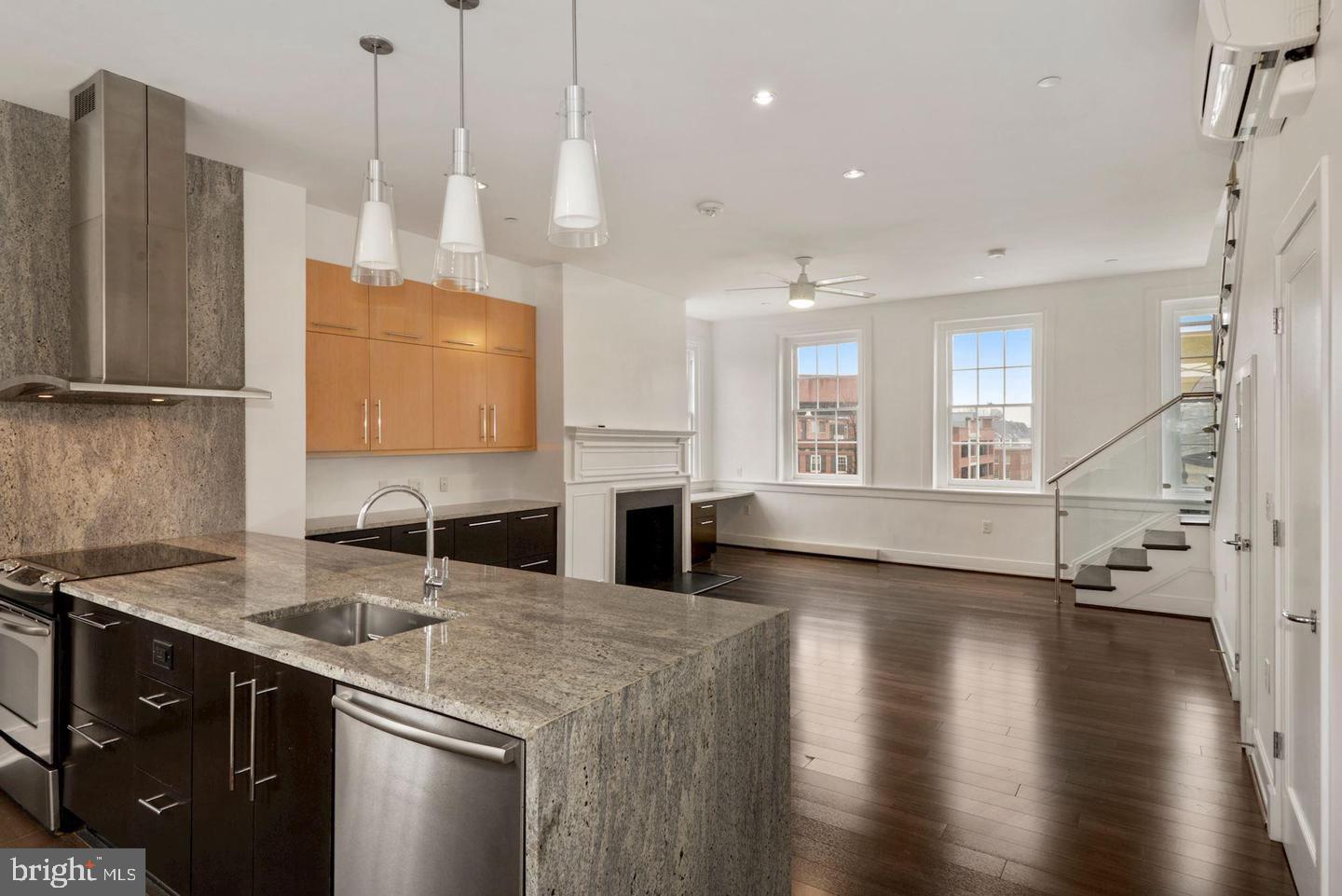 1202 30TH STREET NW D