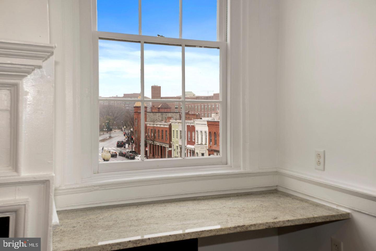 1202 30TH STREET NW D