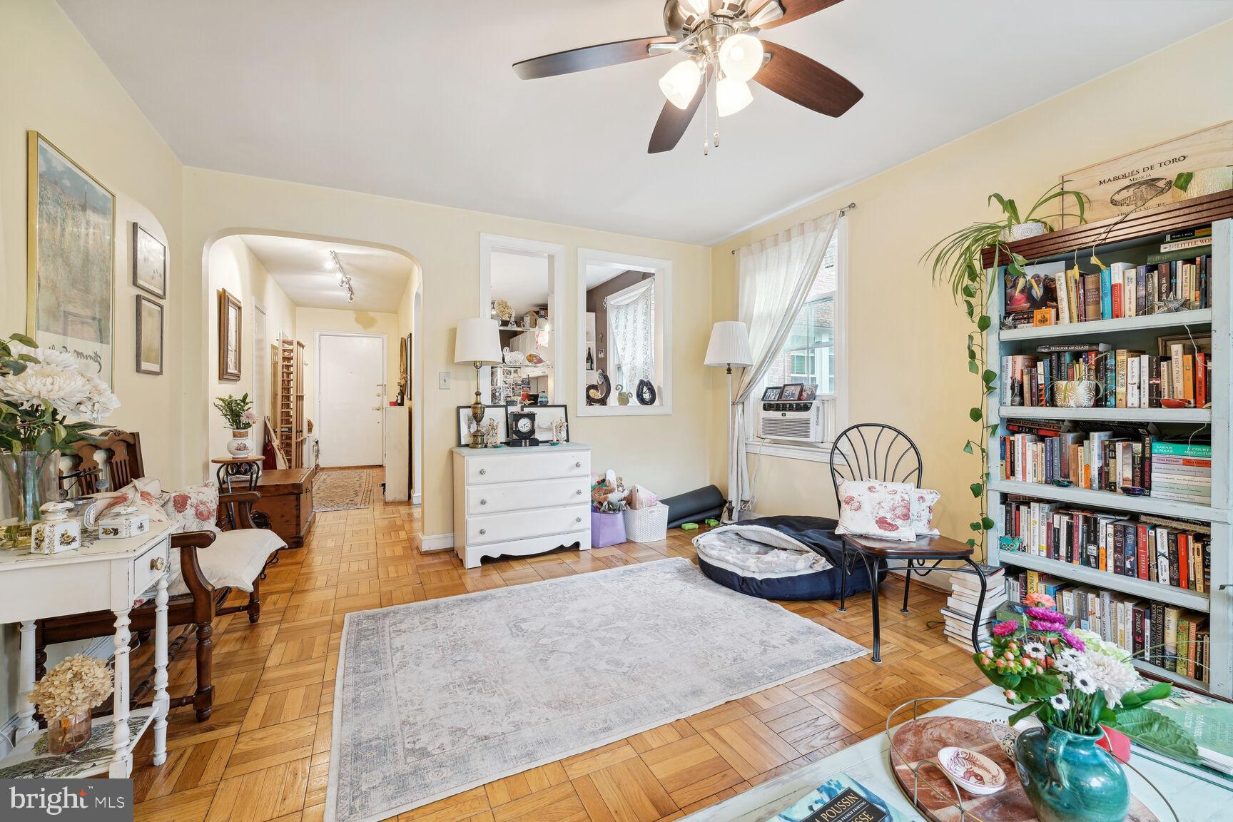 2803 CORTLAND PLACE NW 208