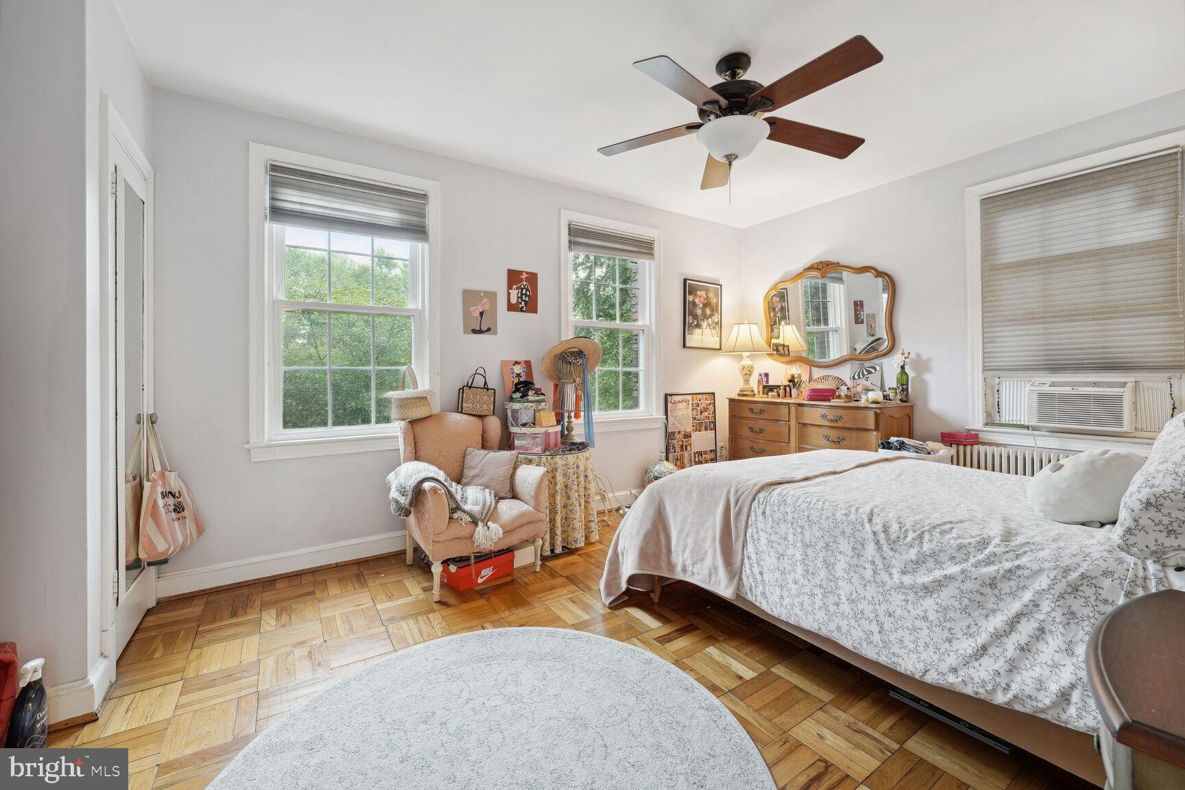 2803 CORTLAND PLACE NW 208