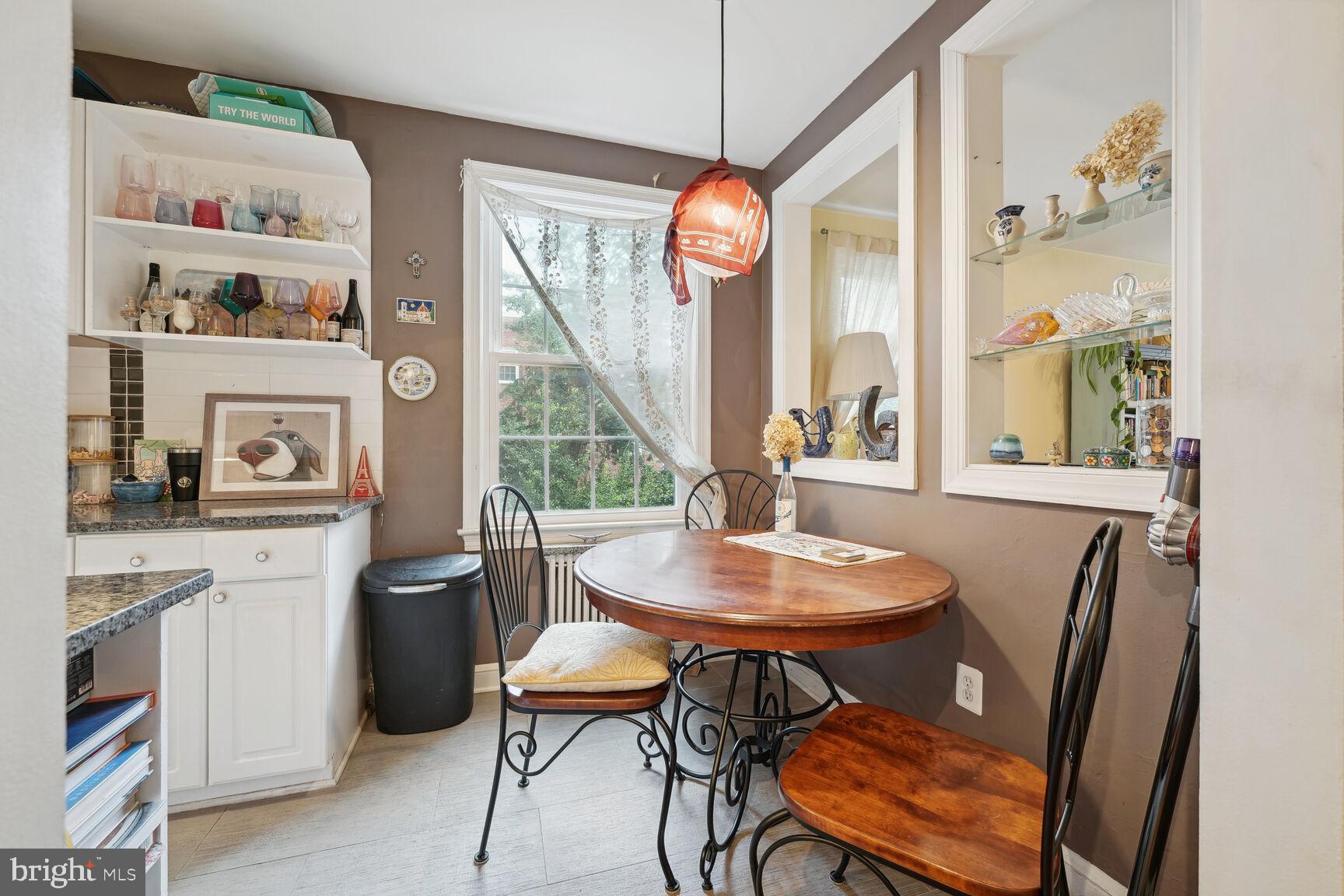 2803 CORTLAND PLACE NW 208