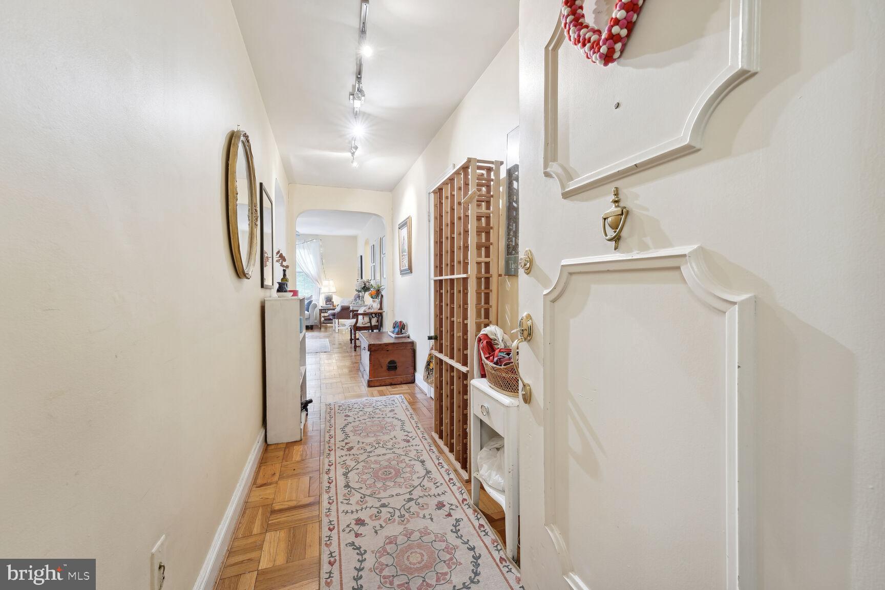 2803 CORTLAND PLACE NW 208