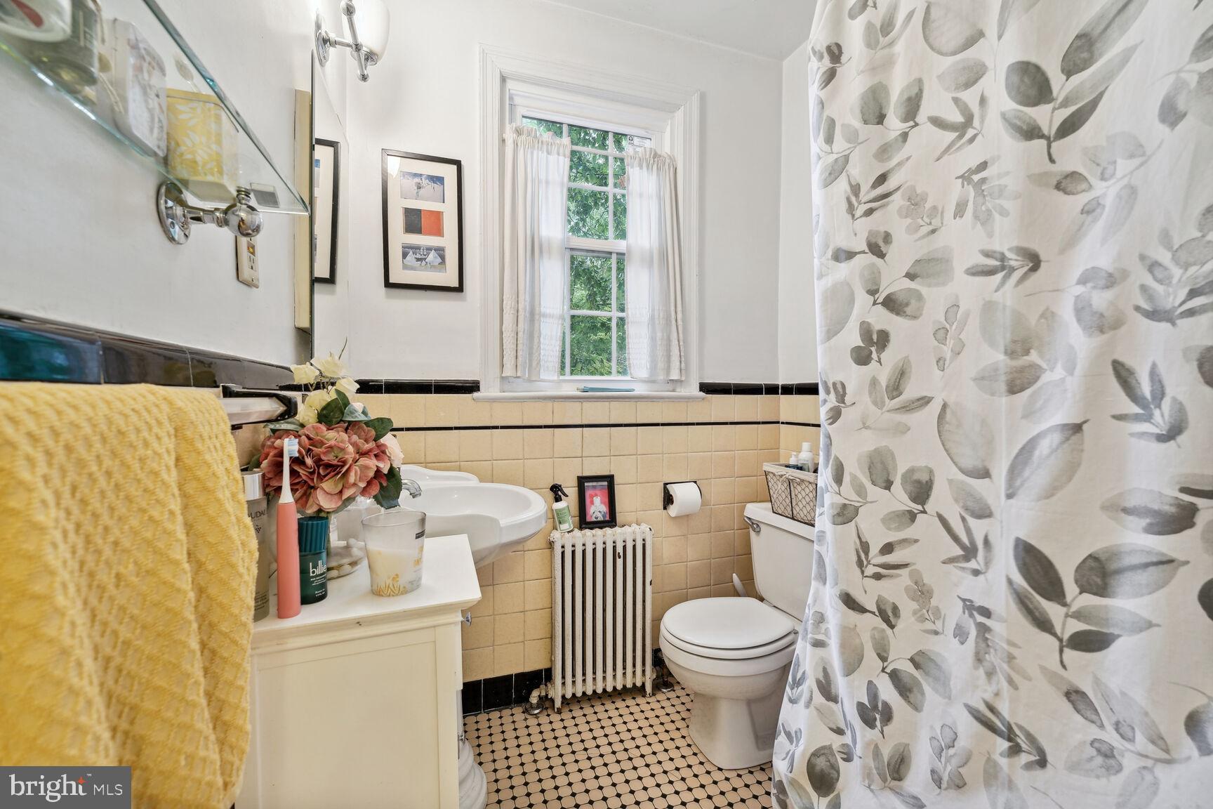 2803 CORTLAND PLACE NW 208