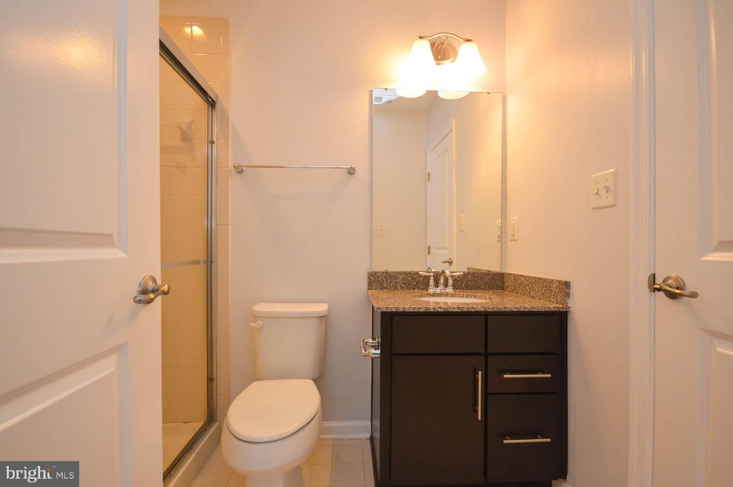 2464 BALDWIN CRESCENT NE