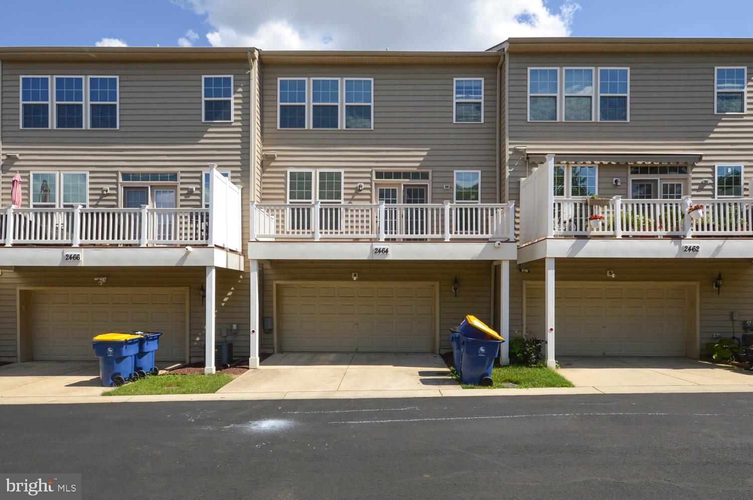 2464 BALDWIN CRESCENT NE