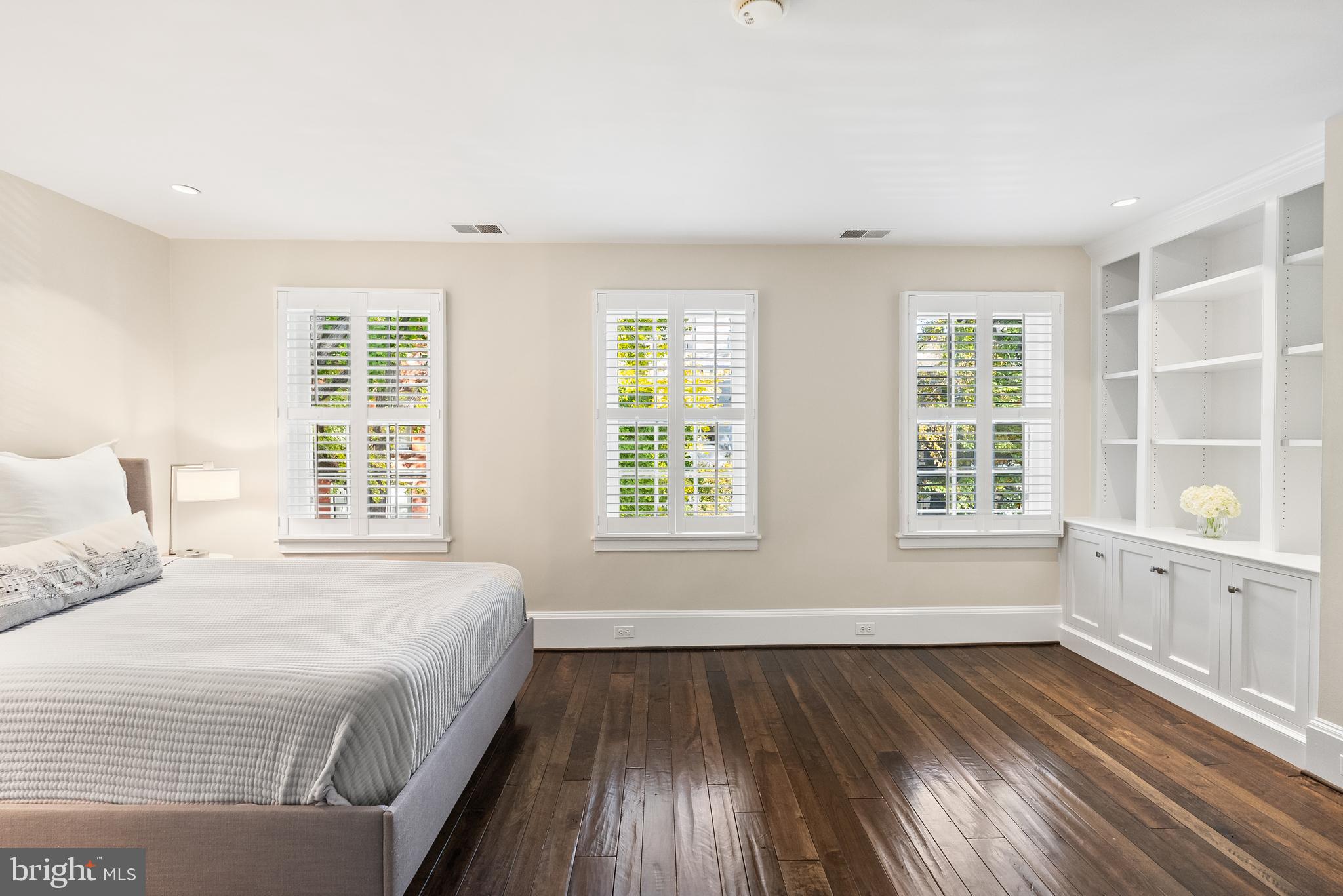 1242 POTOMAC STREET NW