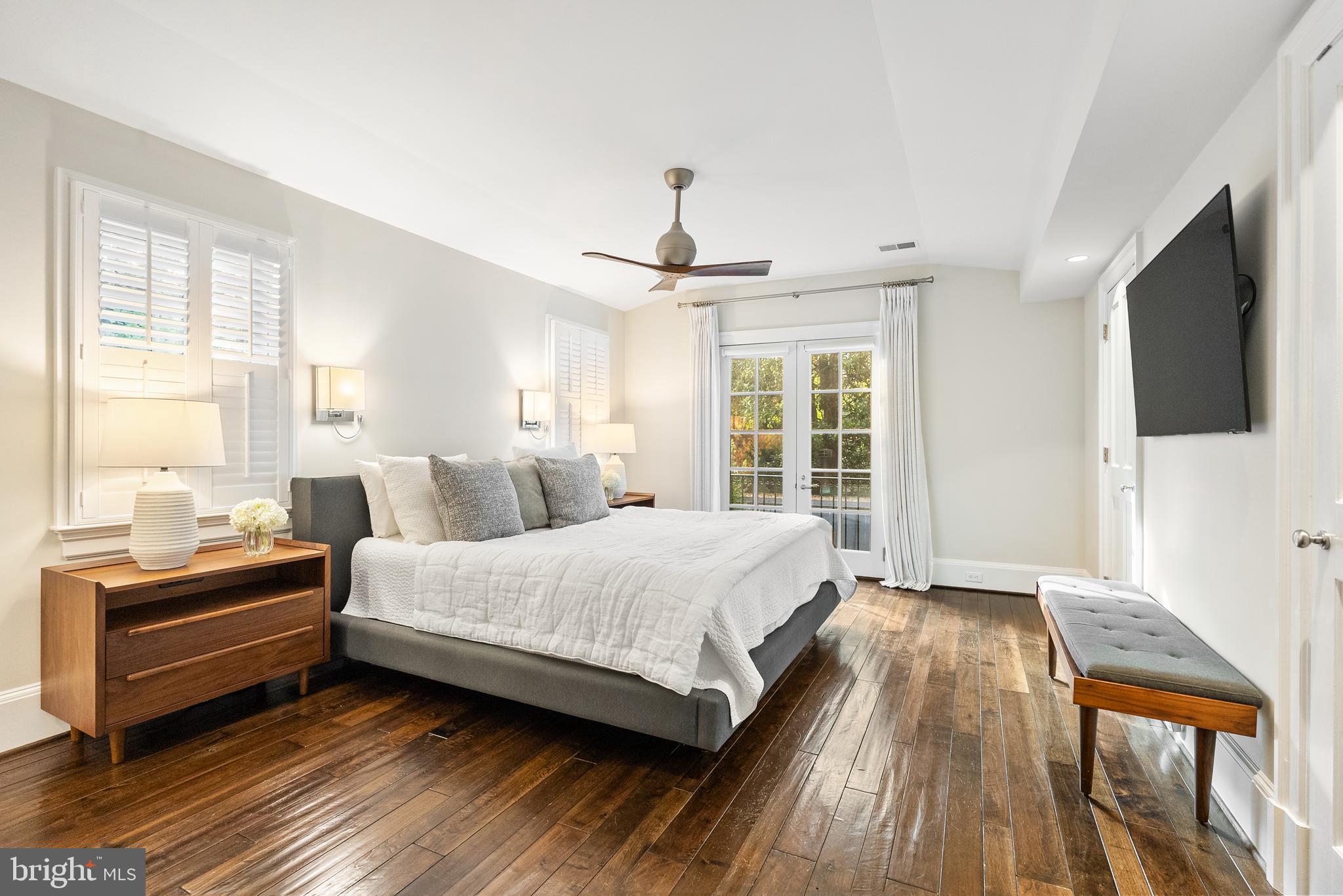 1242 POTOMAC STREET NW