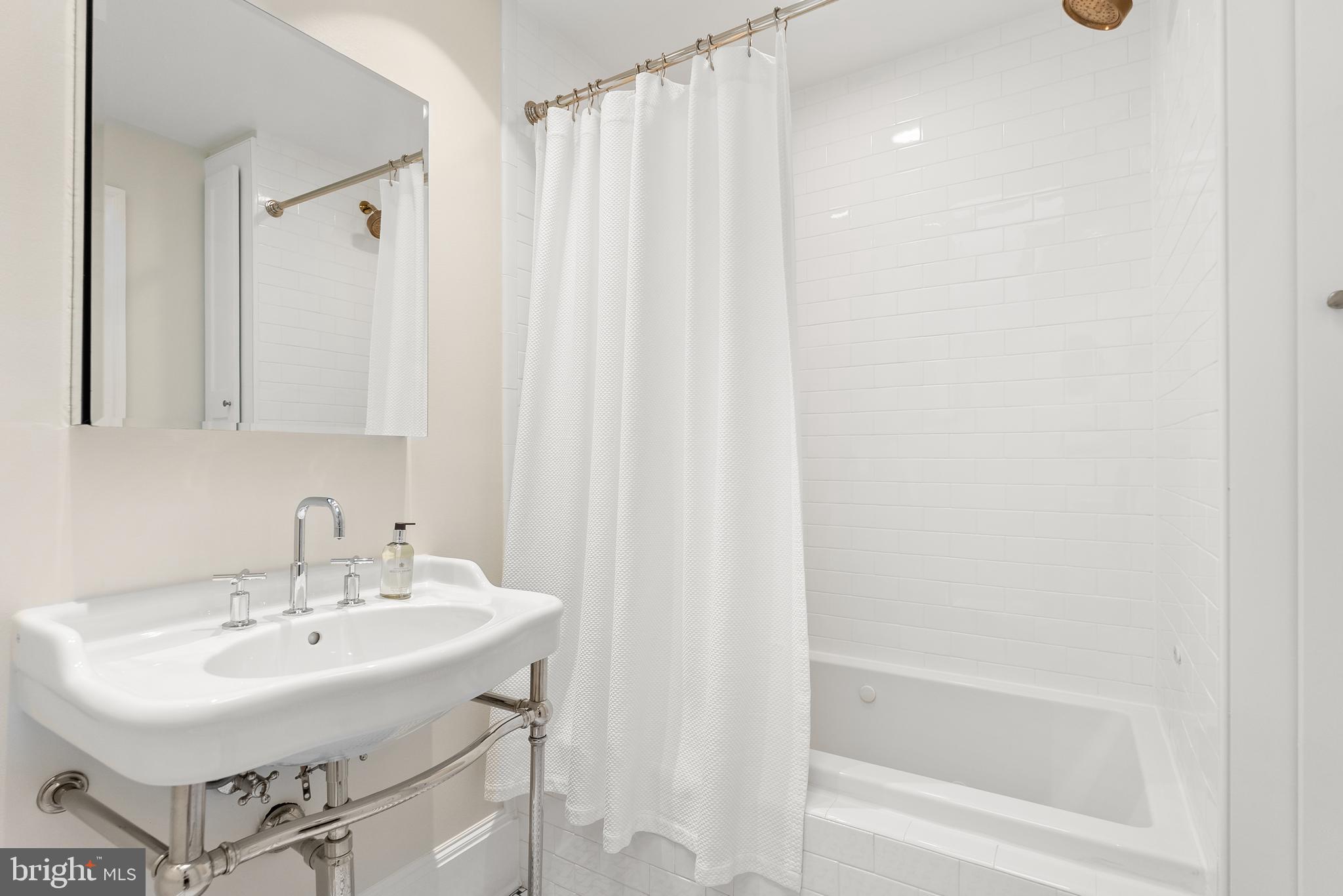 1242 POTOMAC STREET NW