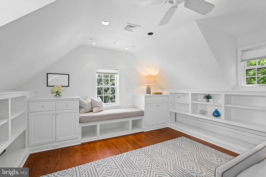 1406 34TH STREET NW