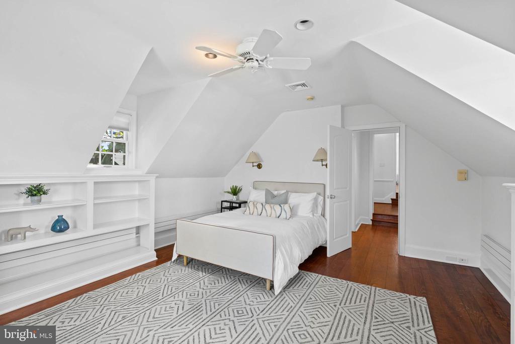 1406 34TH STREET NW