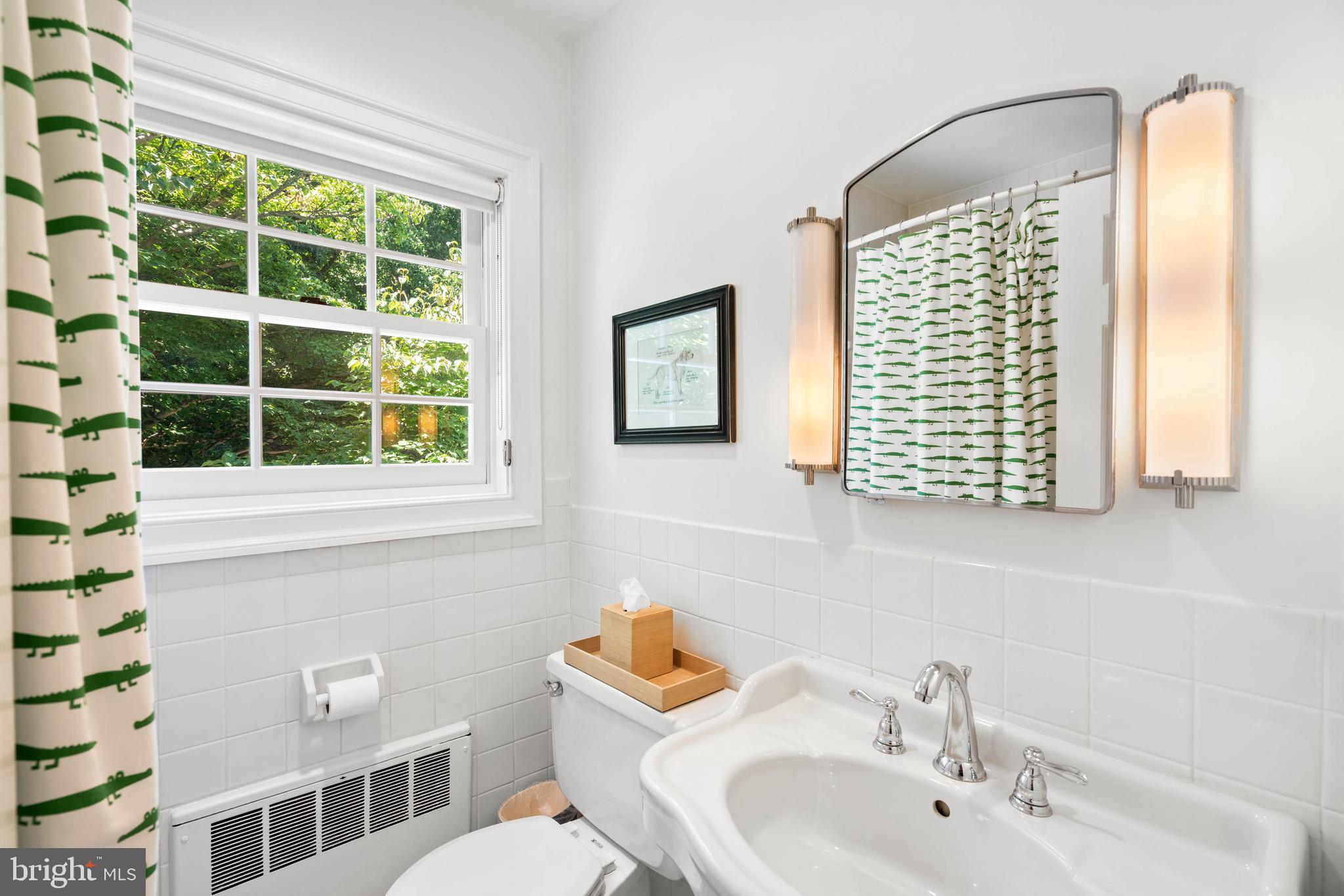 4707 WOODWAY LANE NW