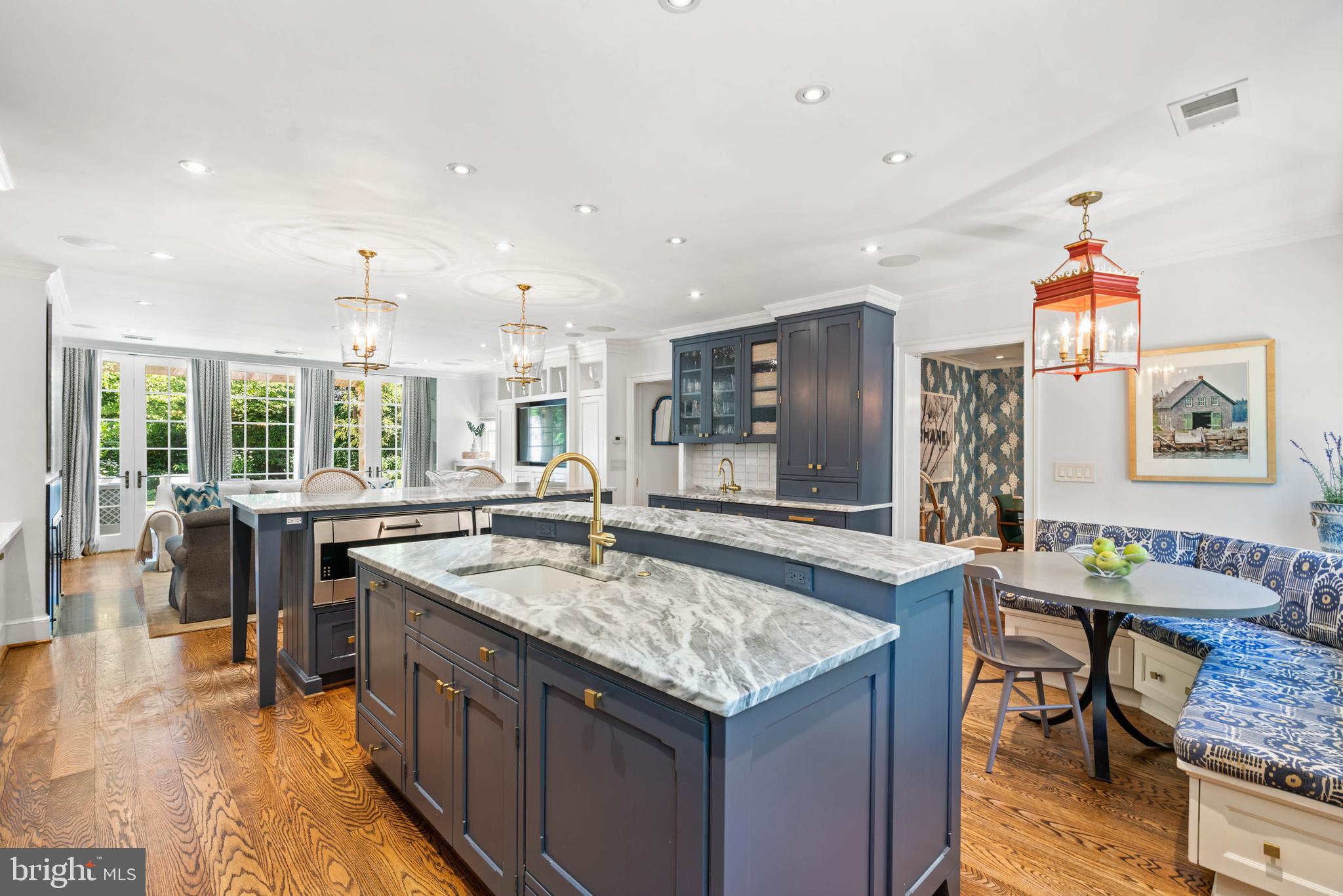 4707 WOODWAY LANE NW