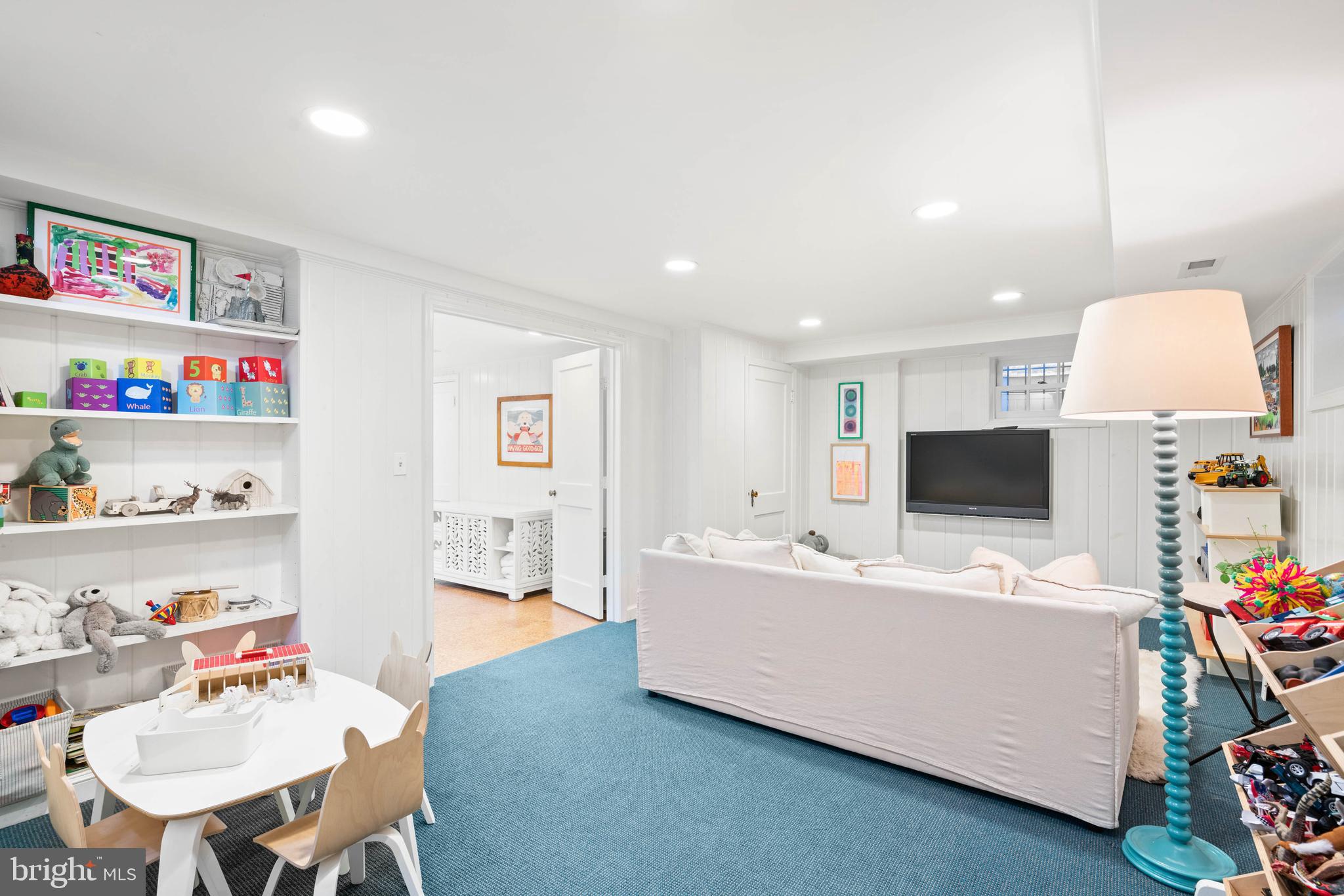 4707 WOODWAY LANE NW