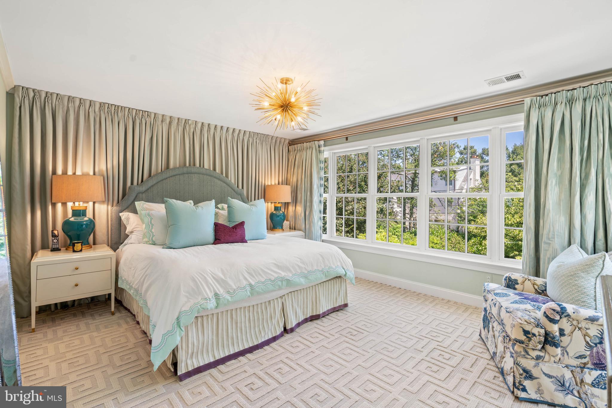 4707 WOODWAY LANE NW