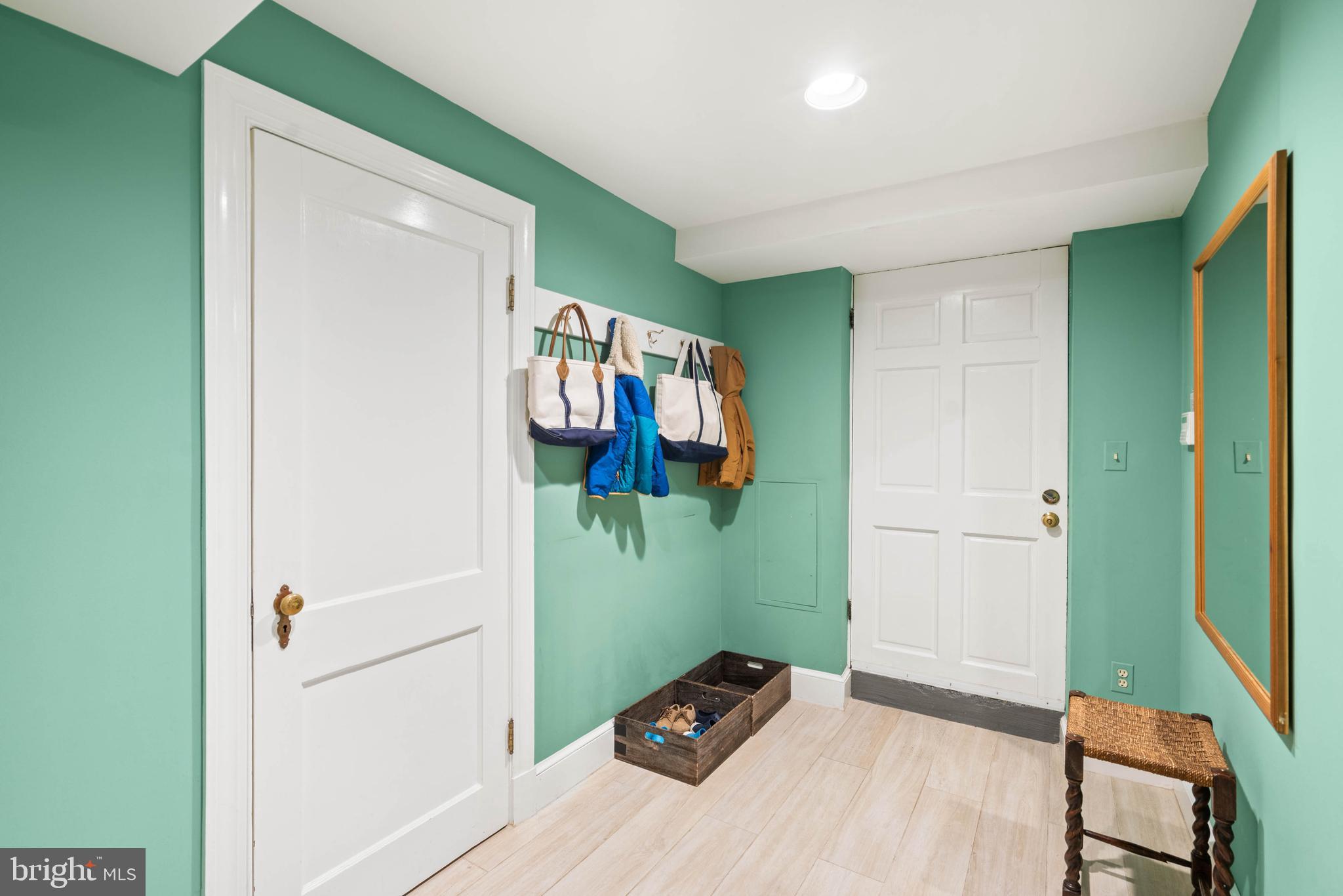 4707 WOODWAY LANE NW