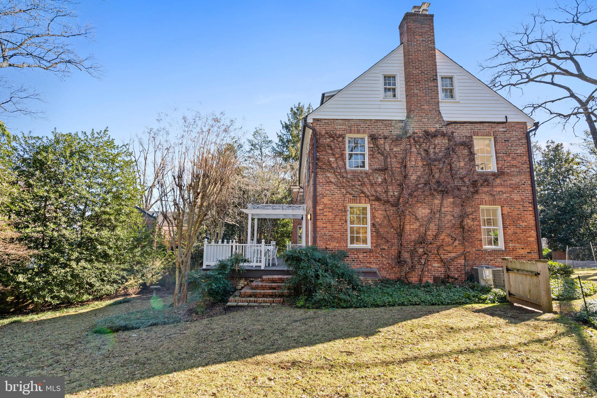 3549 SPRINGLAND LANE NW