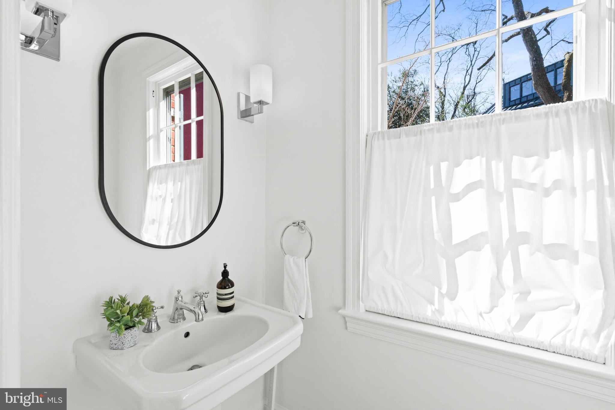 3549 SPRINGLAND LANE NW