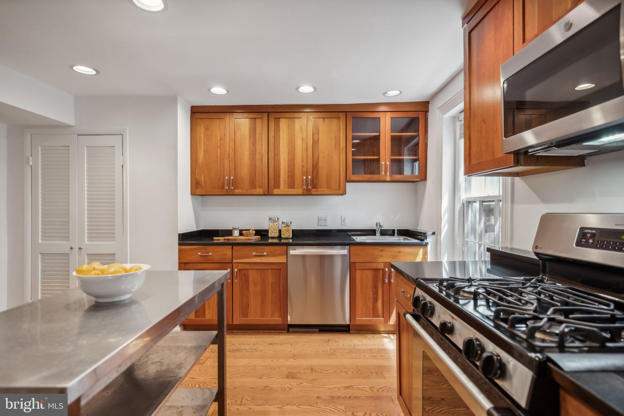 1911 NEW HAMPSHIRE AVENUE NW