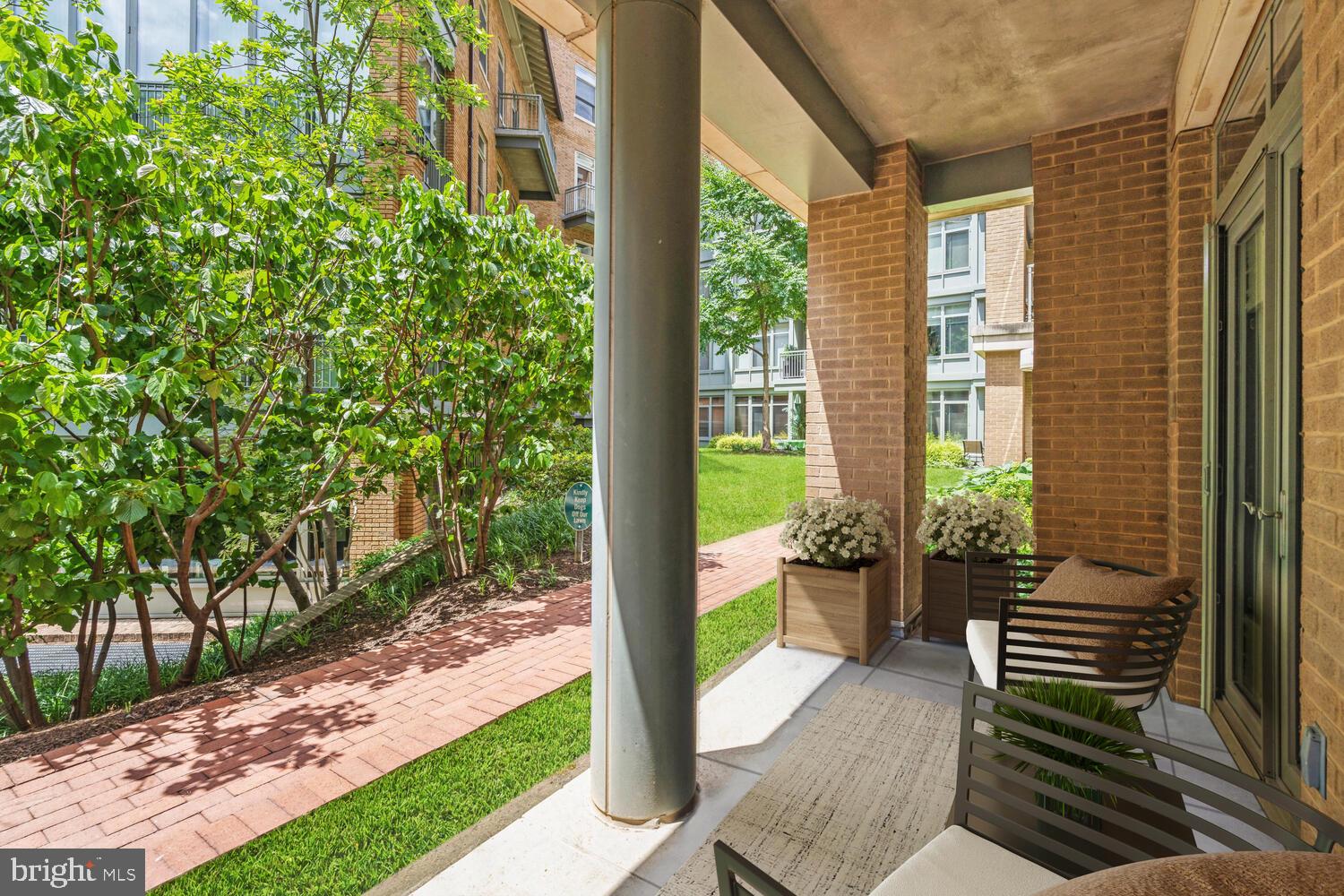 2425 L STREET NW 241