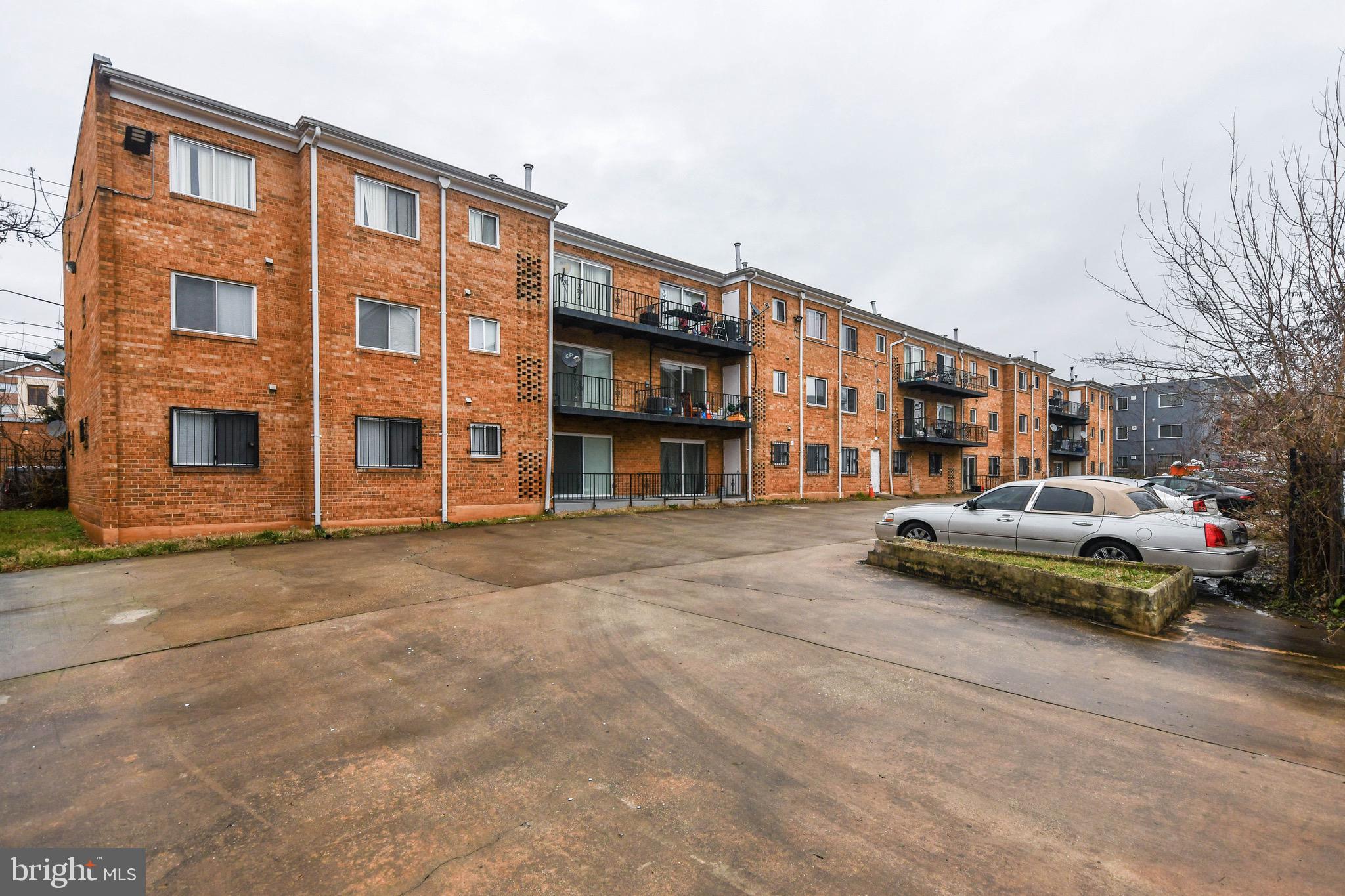 5005 D STREET SE 302