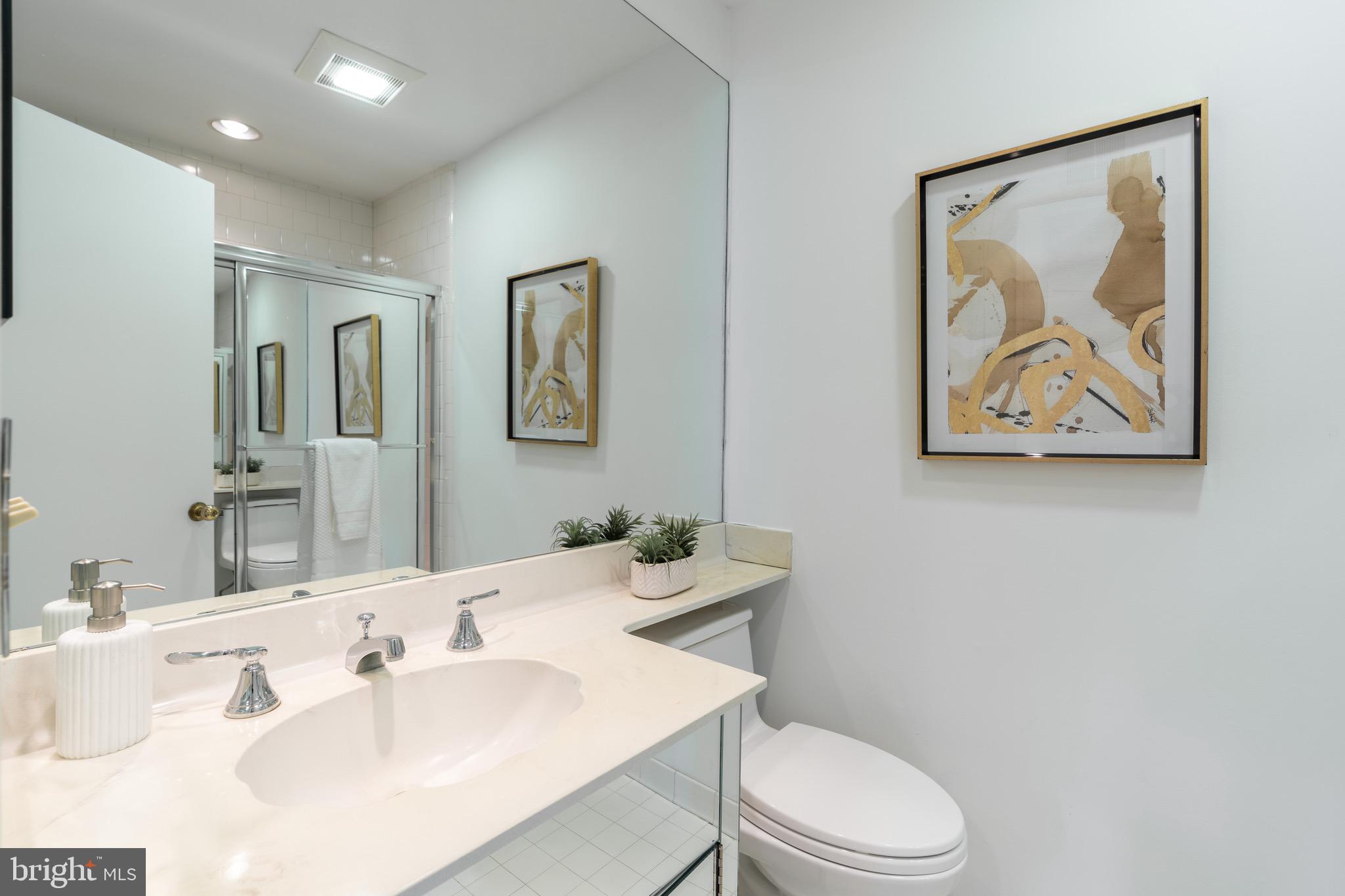 4518 FOXHALL CRESCENT NW