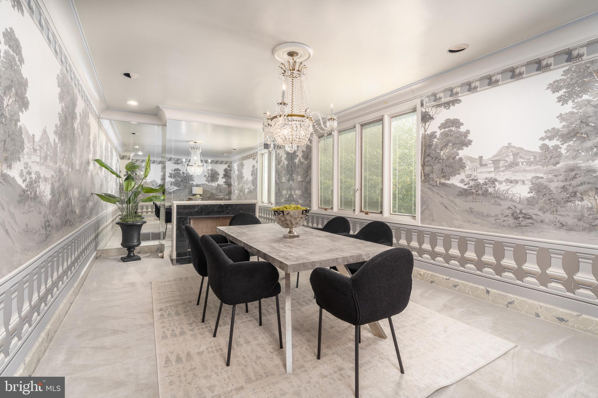 4518 FOXHALL CRESCENT NW