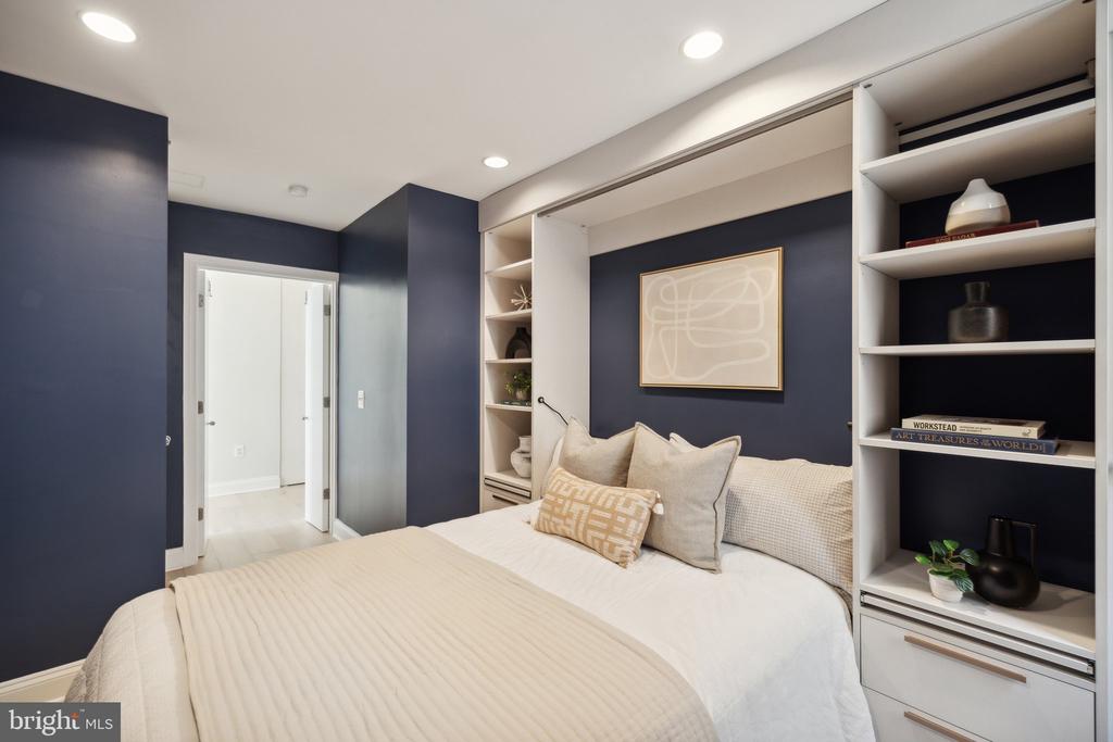 675 E STREET NW 200
