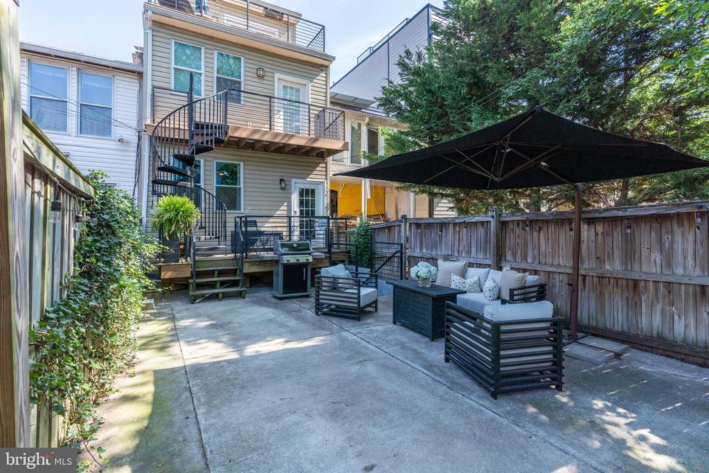 430 WARNER STREET NW 1