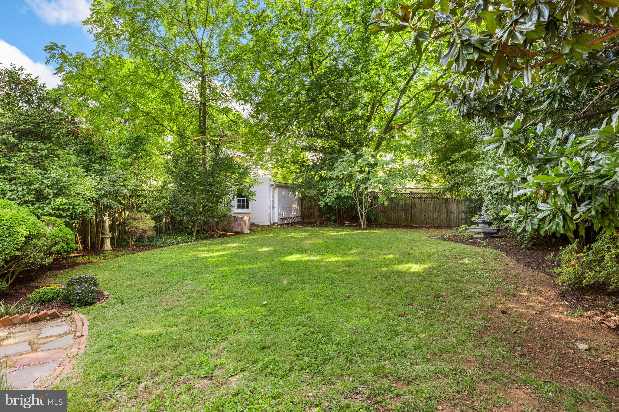 3636 APPLETON STREET NW