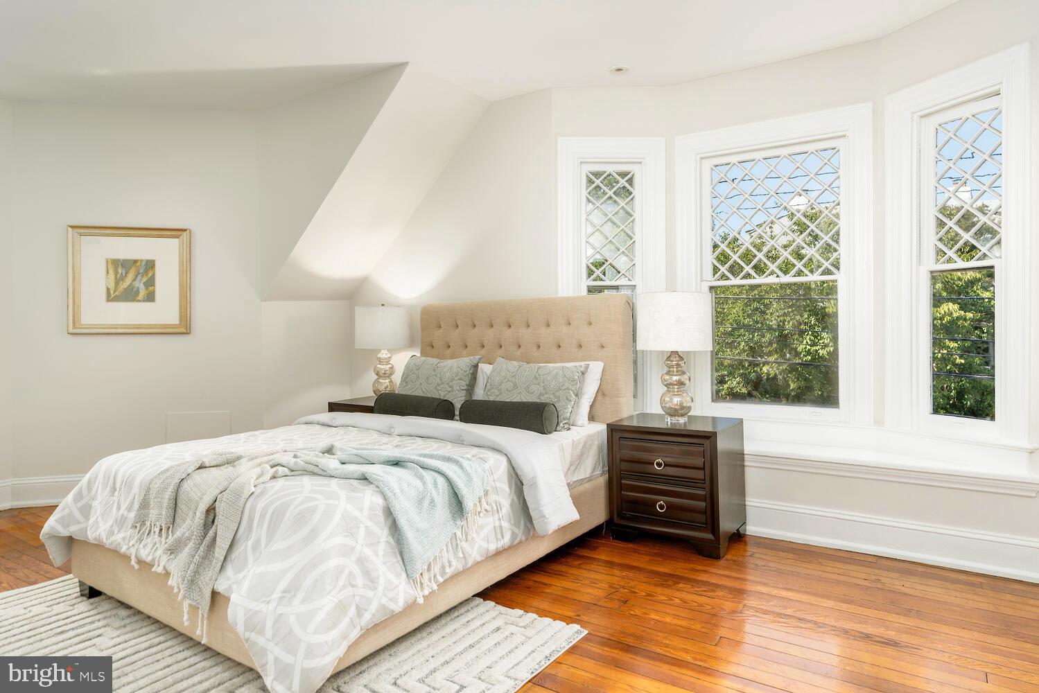 3034 NEWARK STREET NW