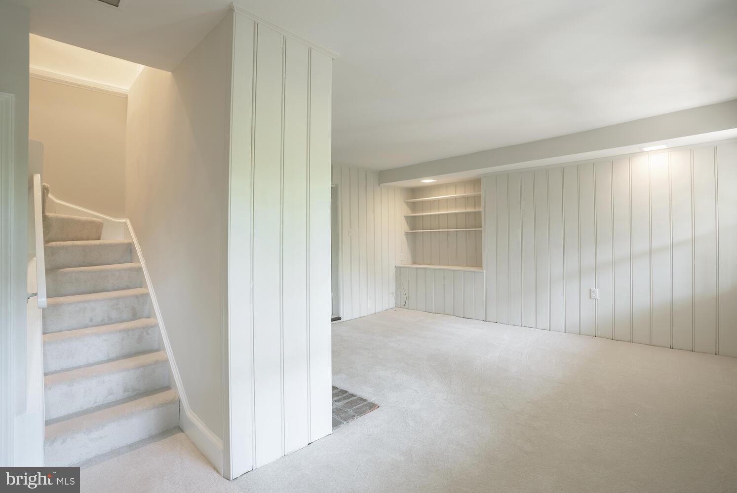 3034 NEWARK STREET NW