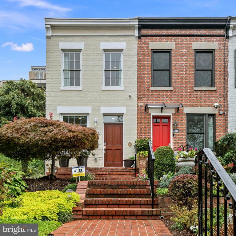 2512 I STREET NW