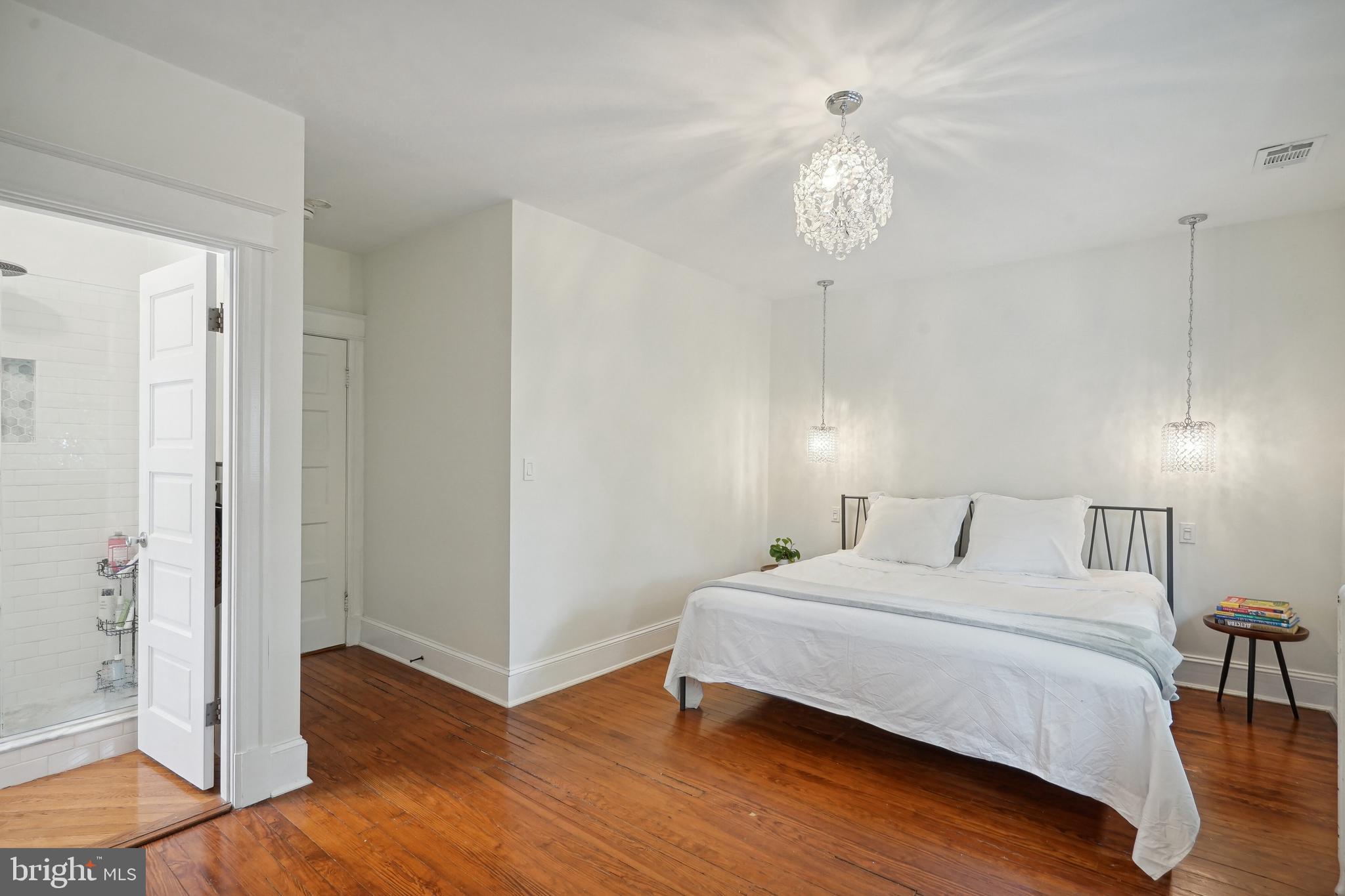 3427 OLIVER STREET NW