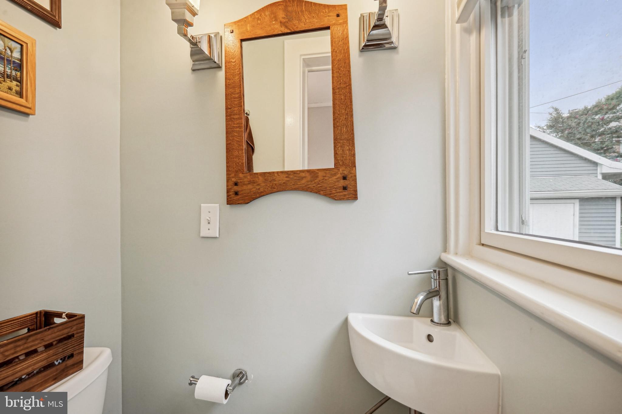 3427 OLIVER STREET NW