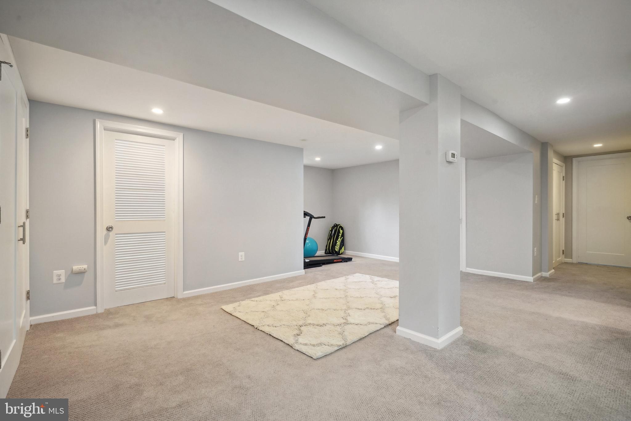 3427 OLIVER STREET NW