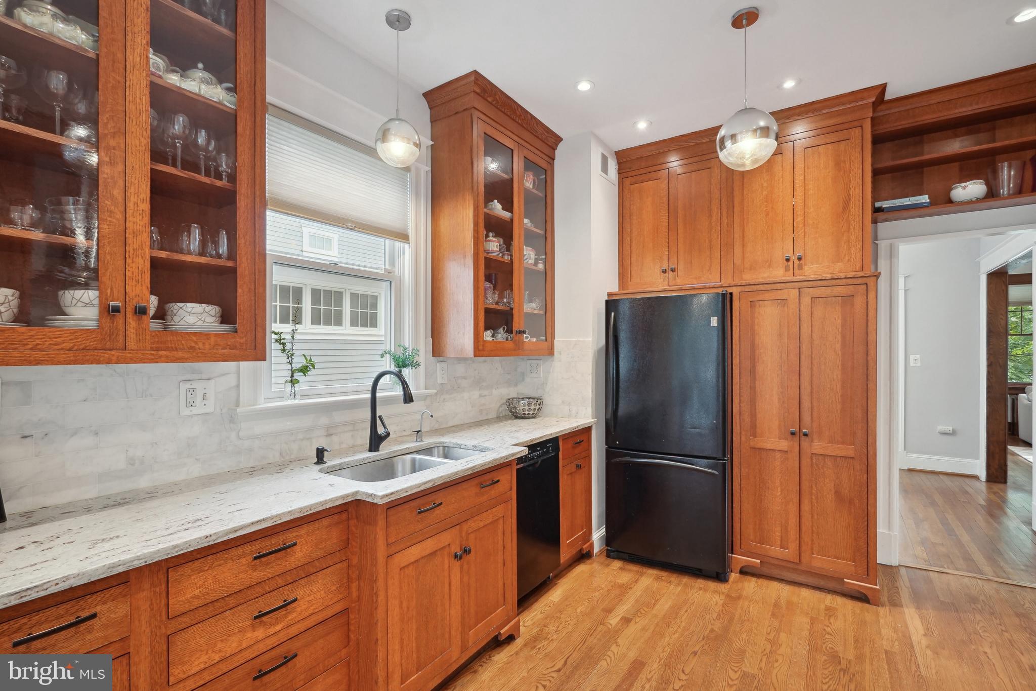 3427 OLIVER STREET NW