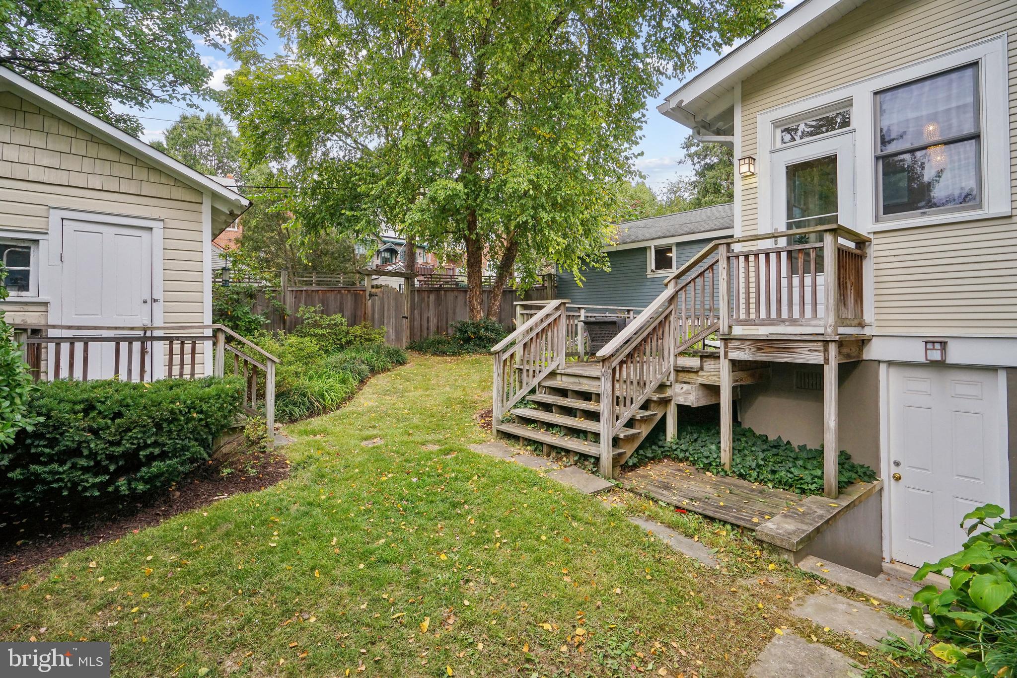 3427 OLIVER STREET NW