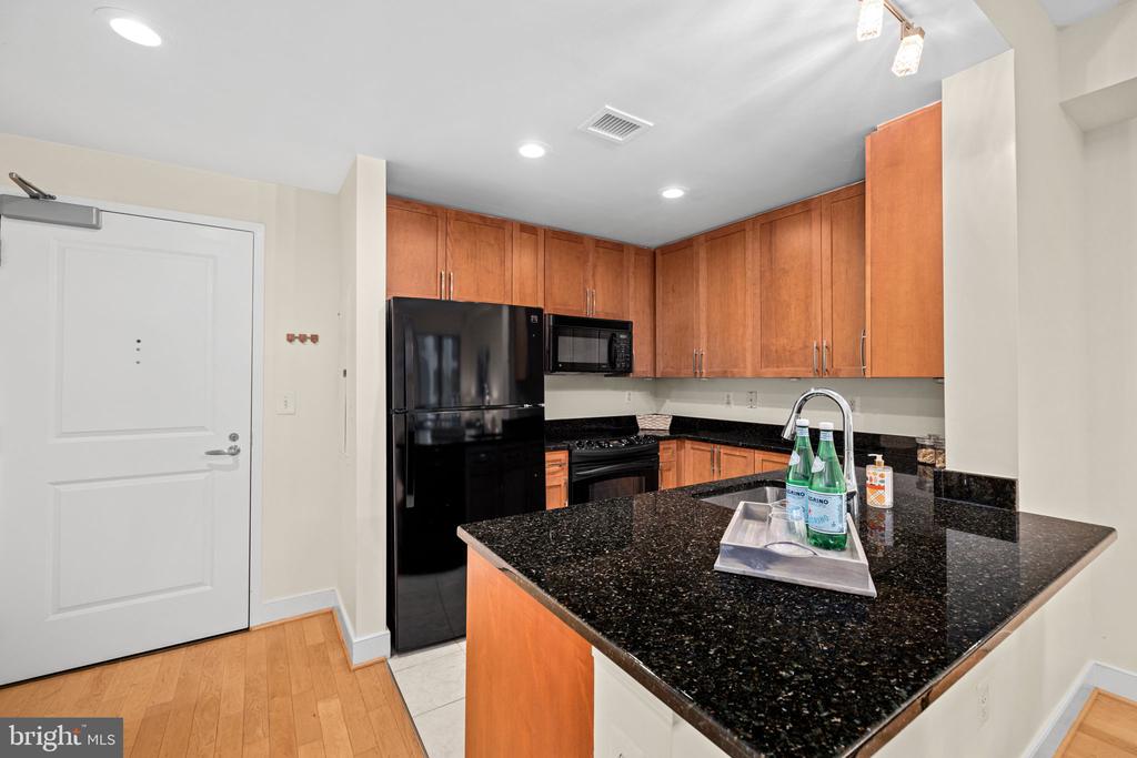 4101 ALBEMARLE STREET NW 541