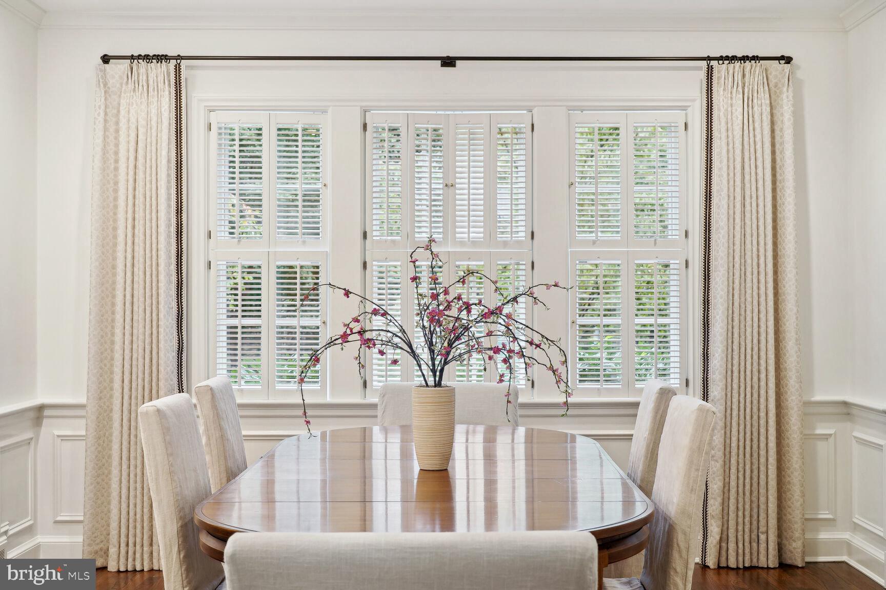 4828 QUEBEC STREET NW